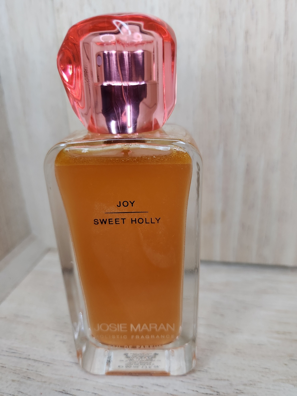 JOSIE MARAN Joy Sweet Holly Body Oil.